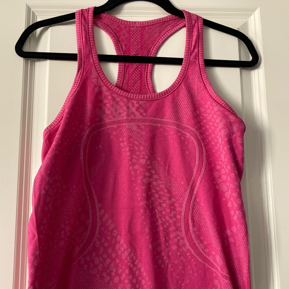 Lululemon Swiftly Tech Tank